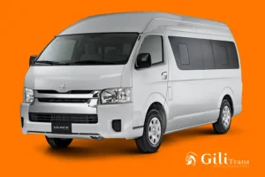 Hiace Commuter di Lombok